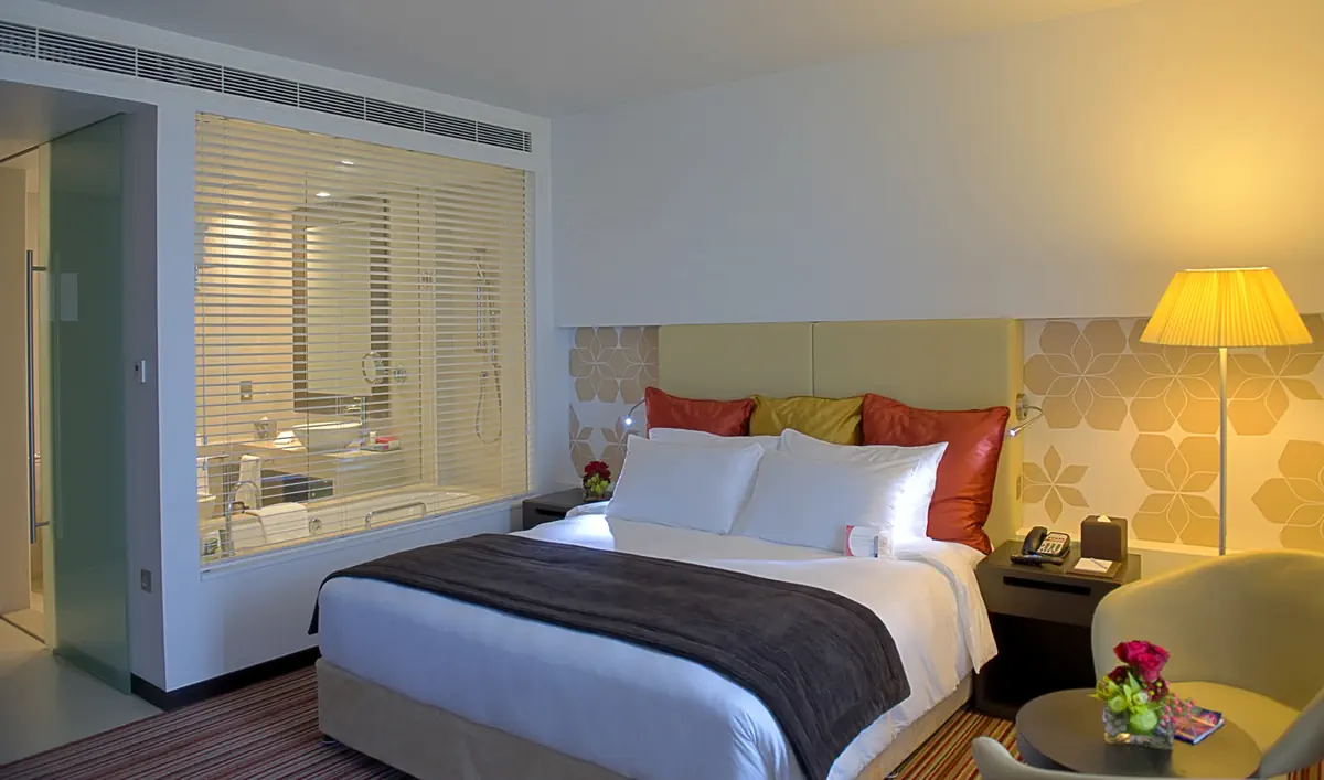 Crowne Plaza Yas Island - zdjęcie 11