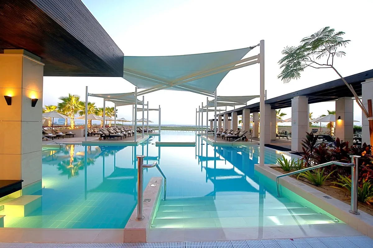 Crowne Plaza Yas Island - zdjęcie 3