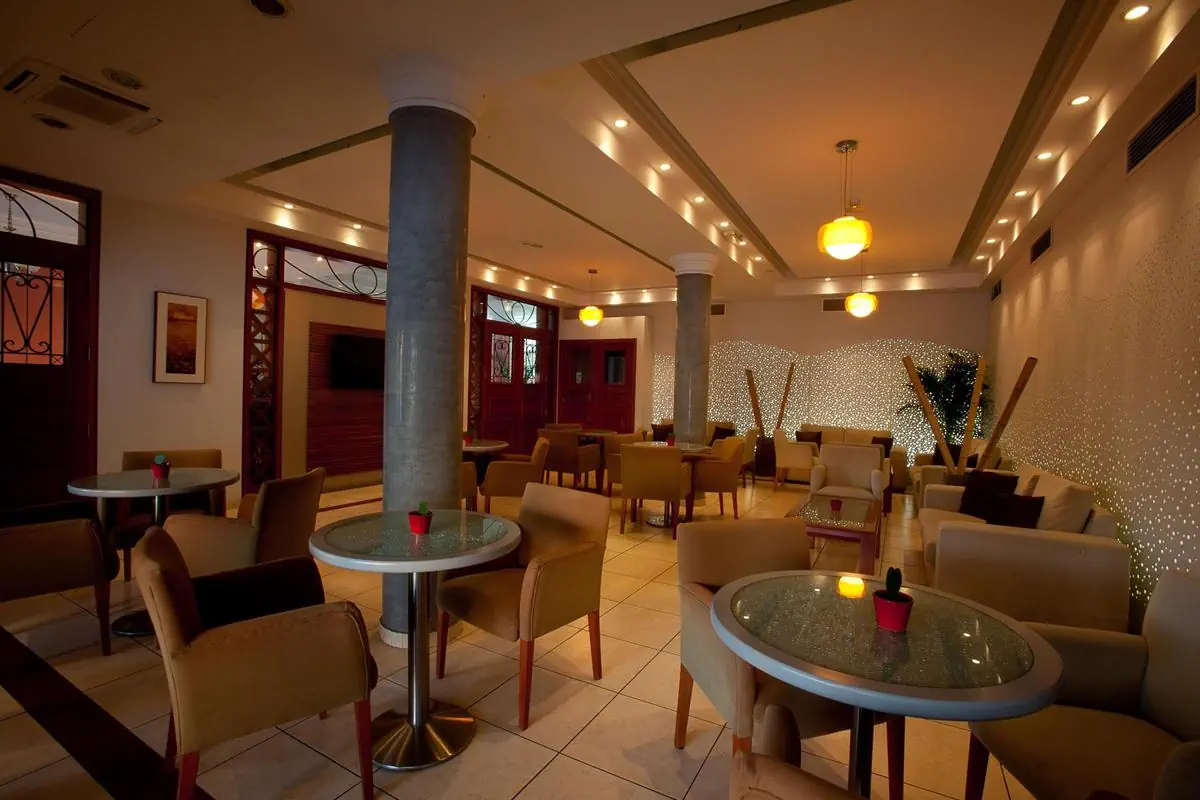 Pyramos Hotel