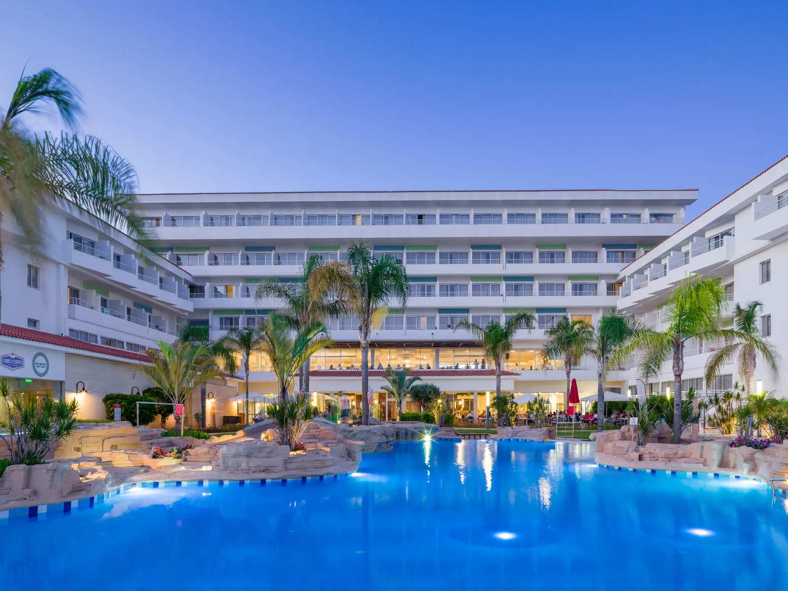 Leonardo Cypria Bay