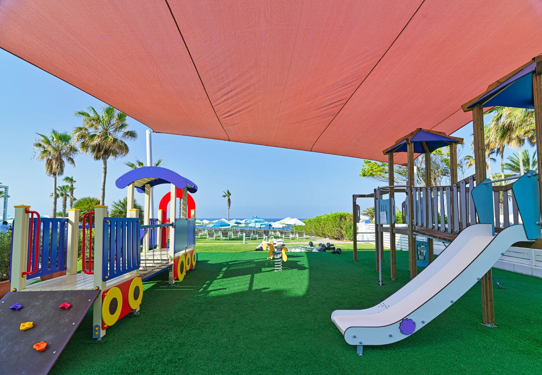 Leonardo Cypria Bay
