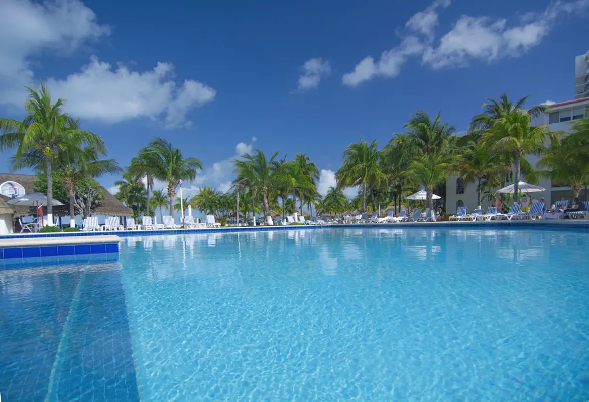 Beachscape Kin Ha Villas & Suites Cancun