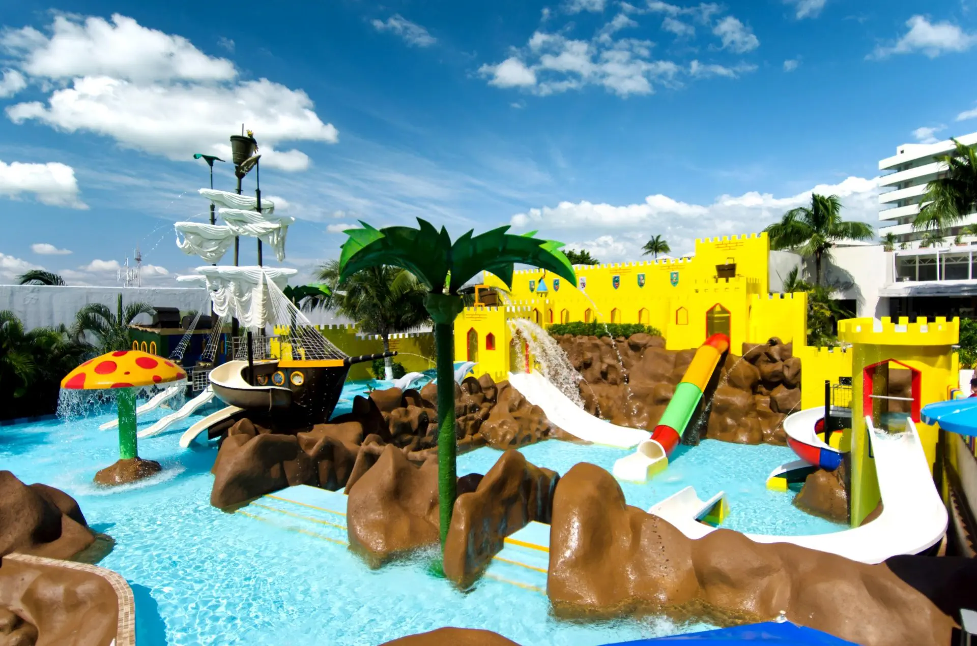Crown Paradise Club Cancun All Inclusive Resort