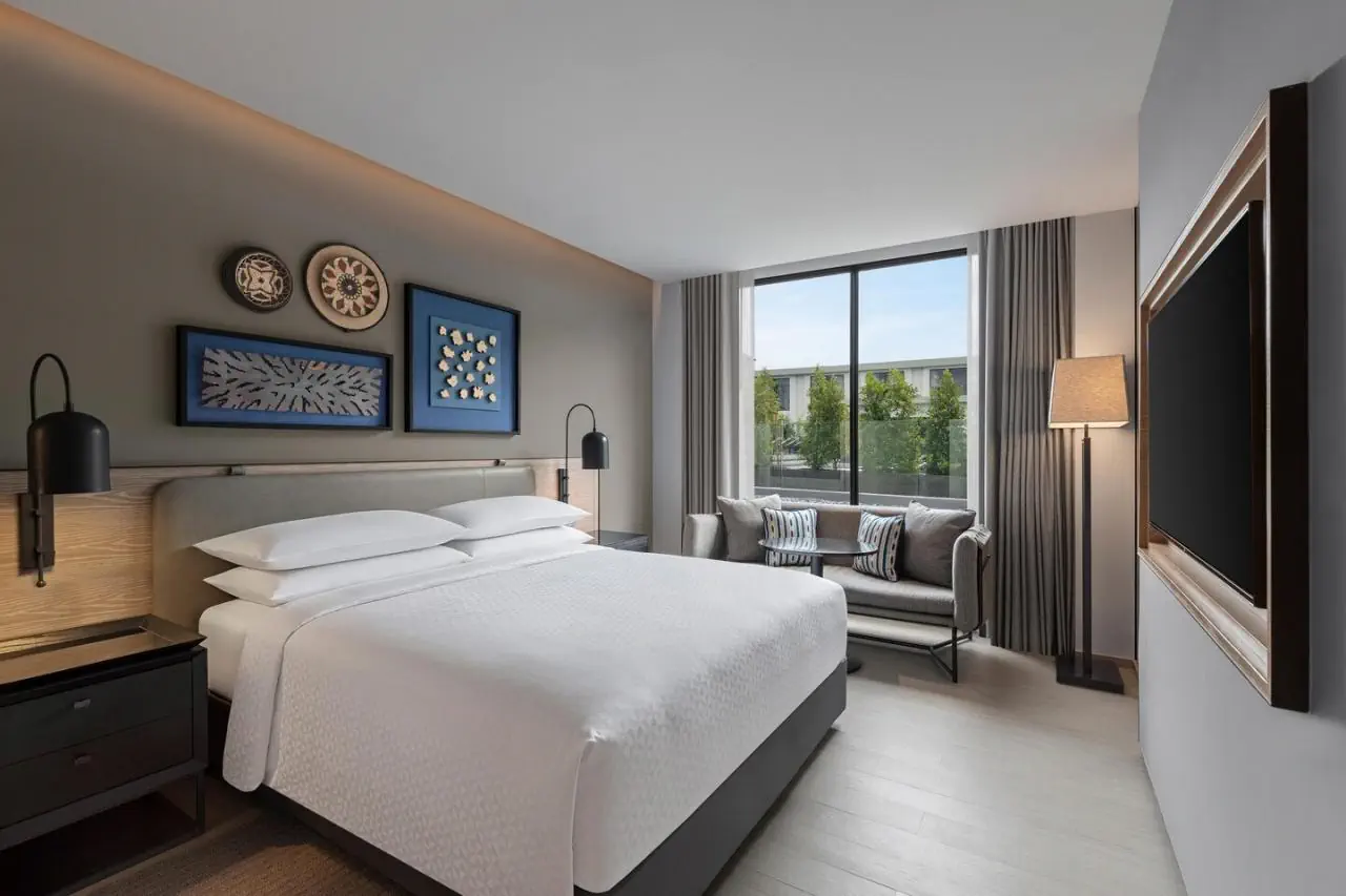 Four Points by Sheraton Phuket Patong Beach Resort - zdjęcie 18