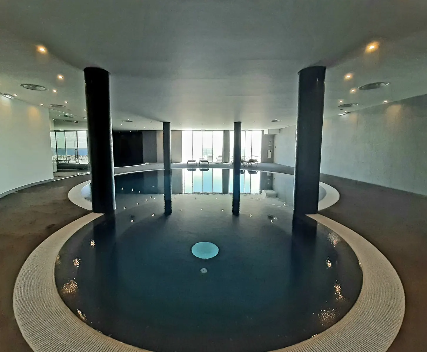 Royal Orchid - zdjęcie 18