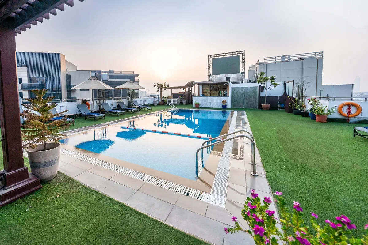 Hilton Garden Inn Dubai Jumeirah - zdjęcie 3