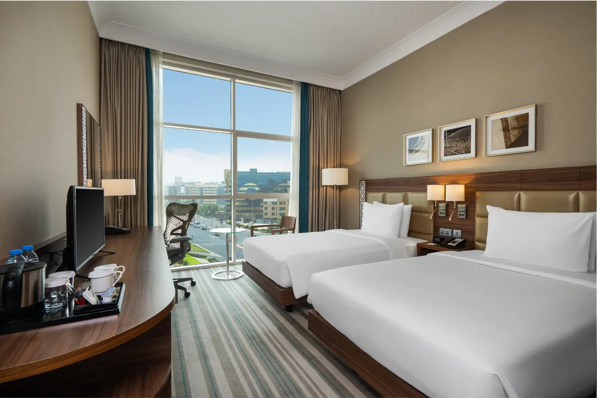 Hilton Garden Inn Dubai Jumeirah - zdjęcie 12
