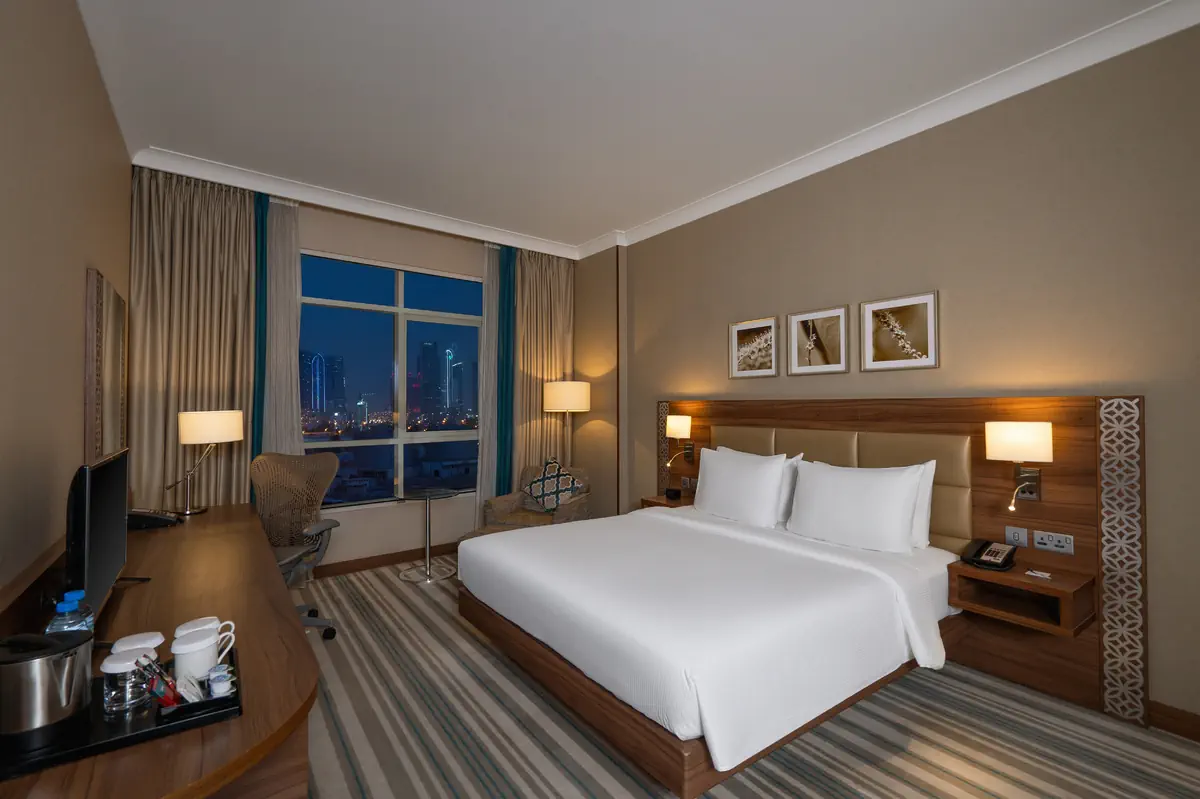 Hilton Garden Inn Dubai Jumeirah - zdjęcie 11