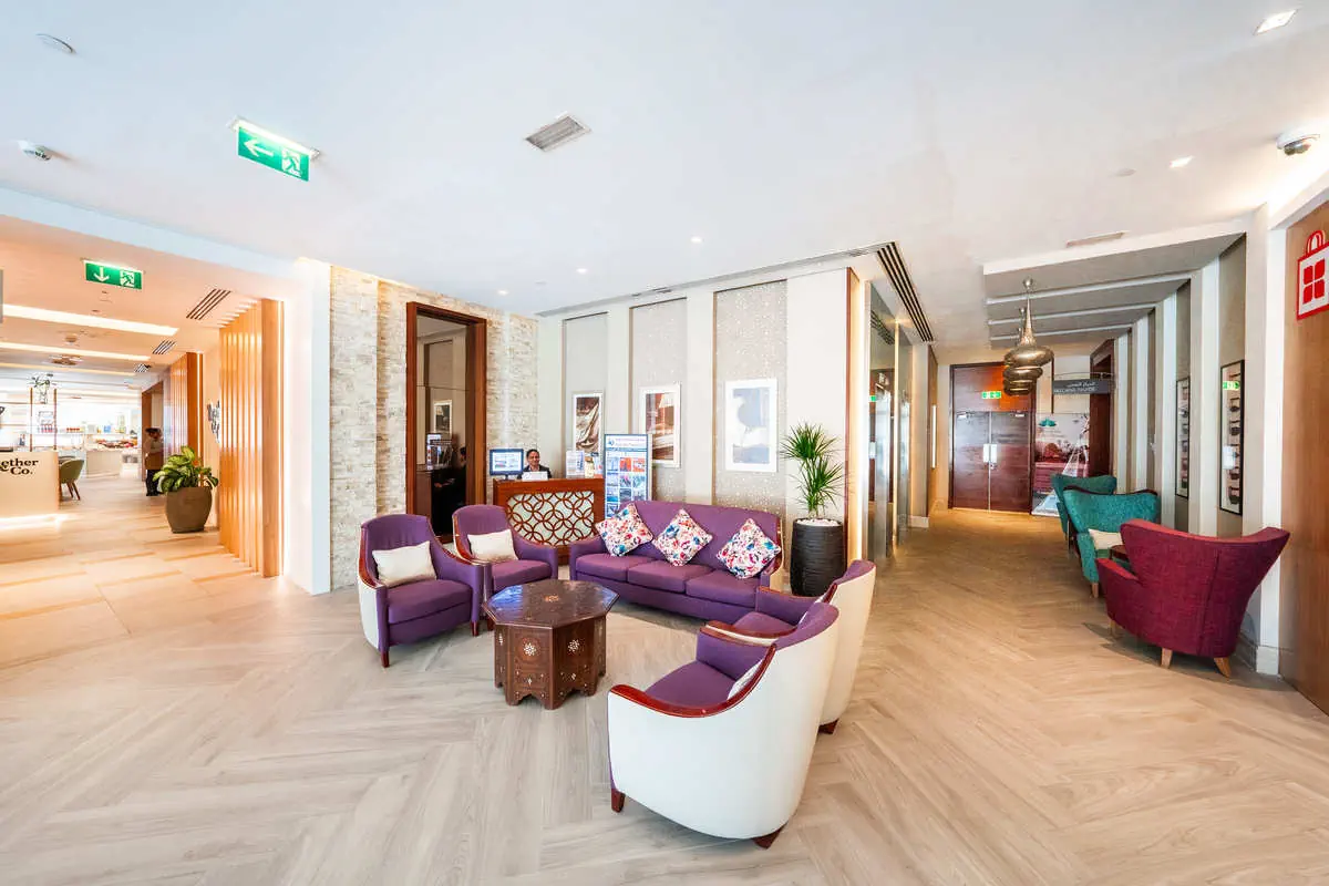 Hilton Garden Inn Dubai Jumeirah - zdjęcie 4