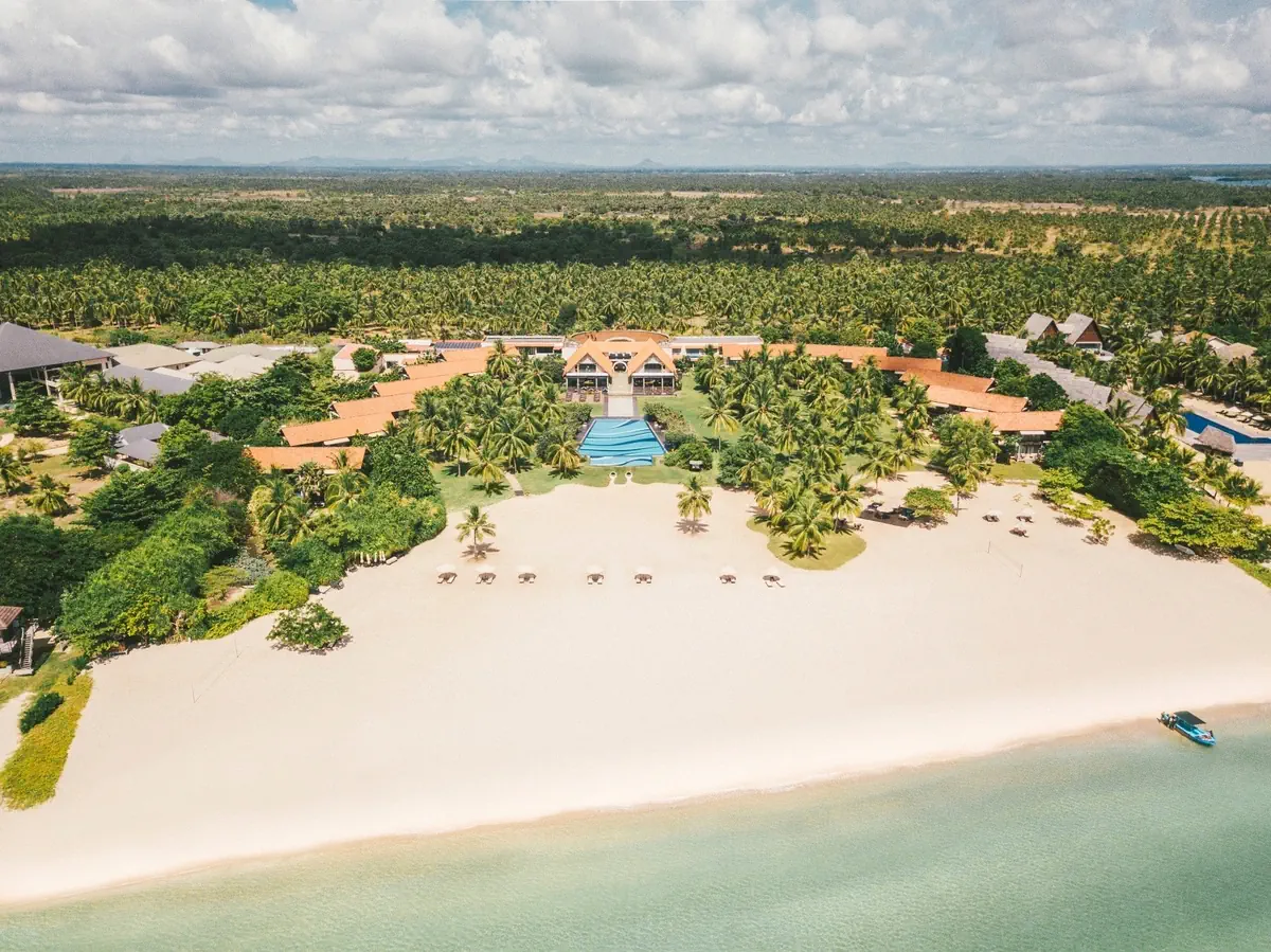 Uga Bay Resort - zdjęcie 2