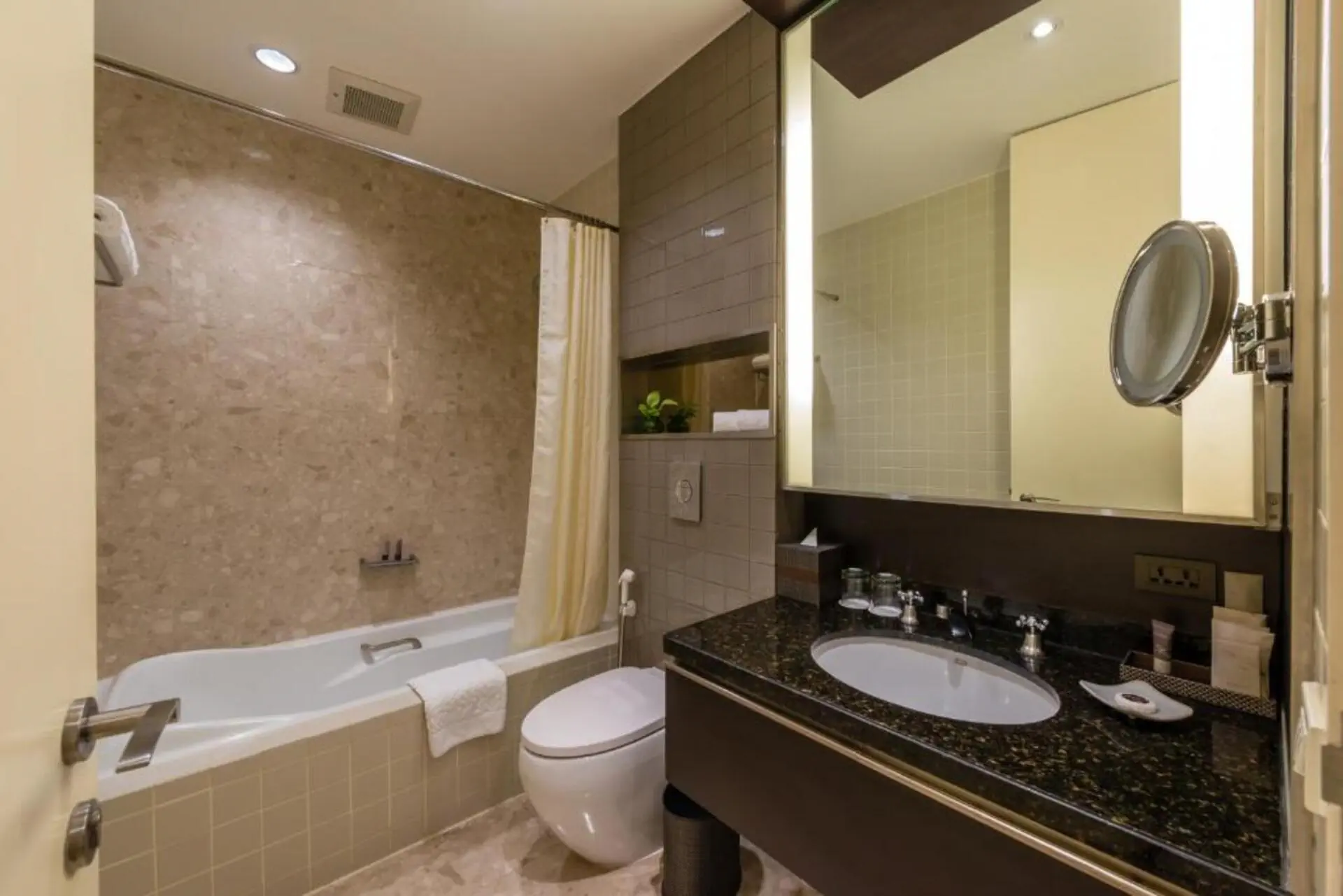 Emporium Suites by Chatrium - zdjęcie 13