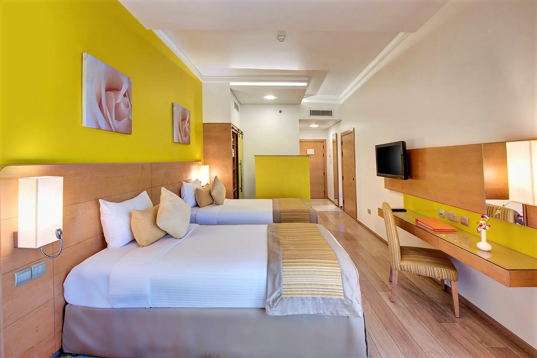 Al Khoory Executive Hotel