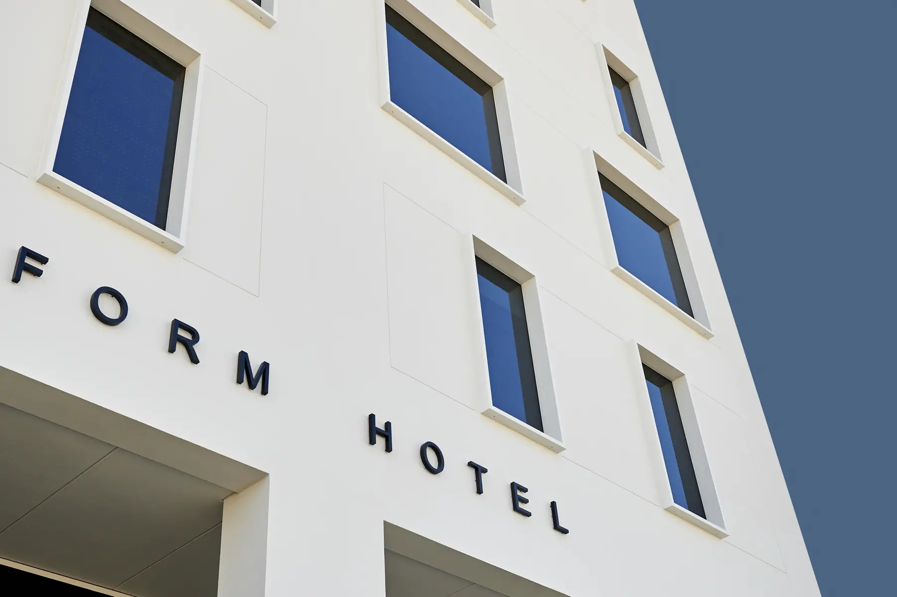 Form Dubai - zdjęcie 7