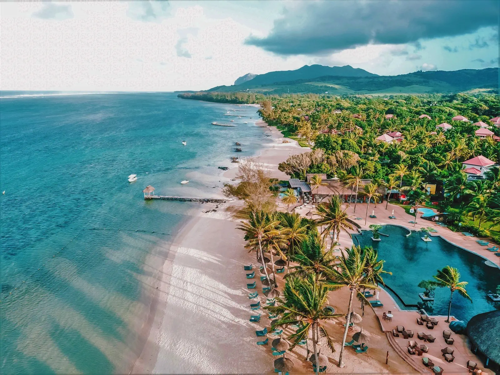 Outrigger Mauritius Resort & Spa (ex. Movenpick) - zdjęcie 2