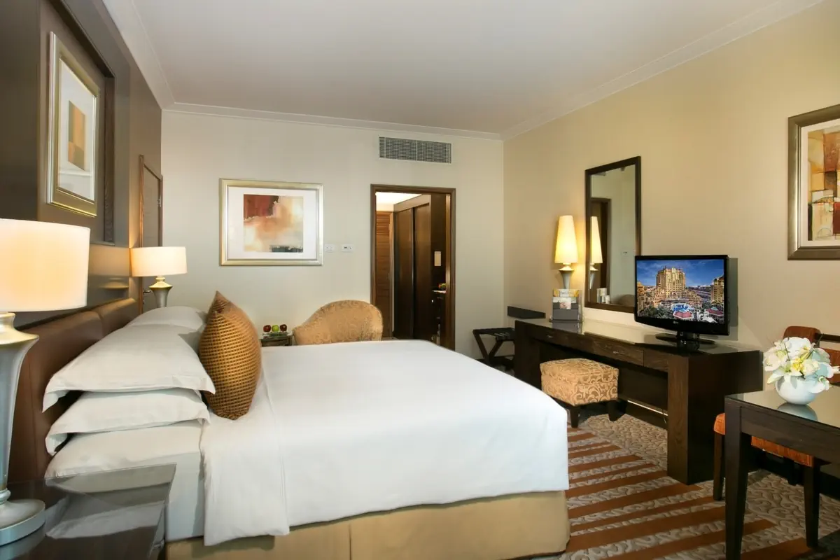 Swissotel Al Murooj Dubai - zdjęcie 8