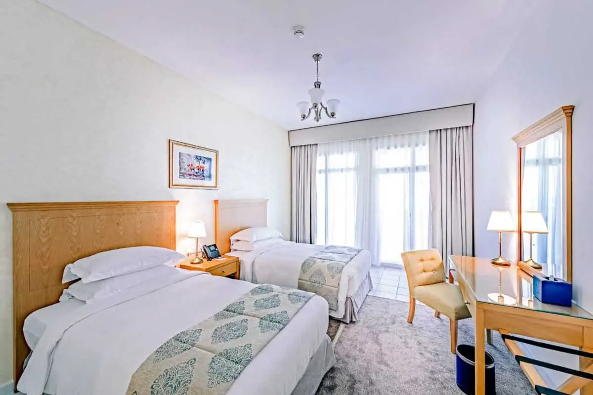 Swissotel Al Murooj Dubai - zdjęcie 19