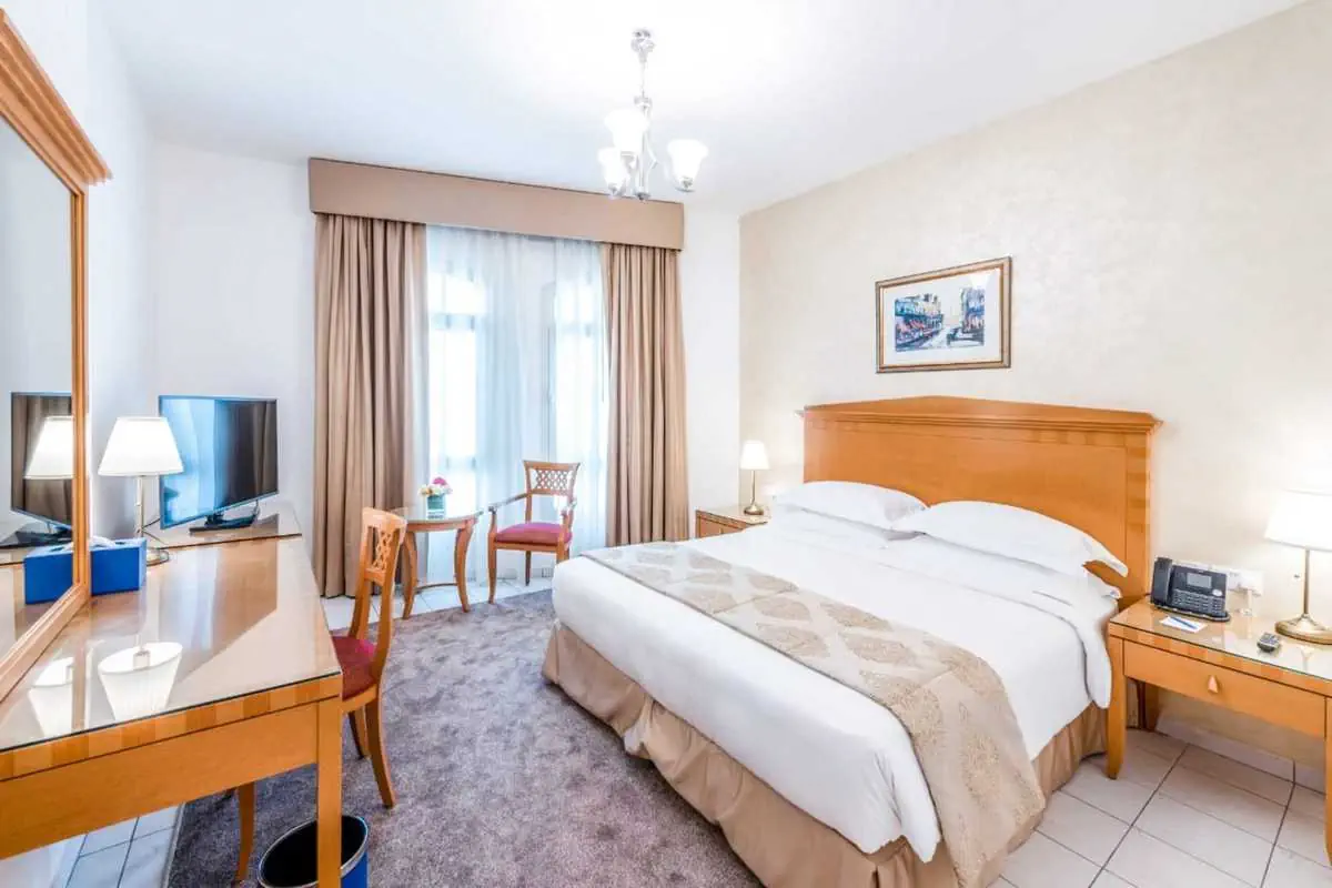 Swissotel Al Murooj Dubai - zdjęcie 18