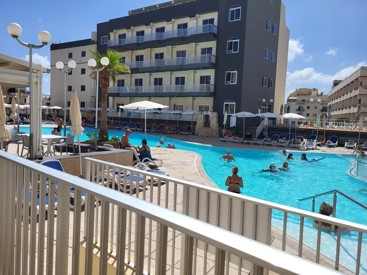 Topaz Hotel