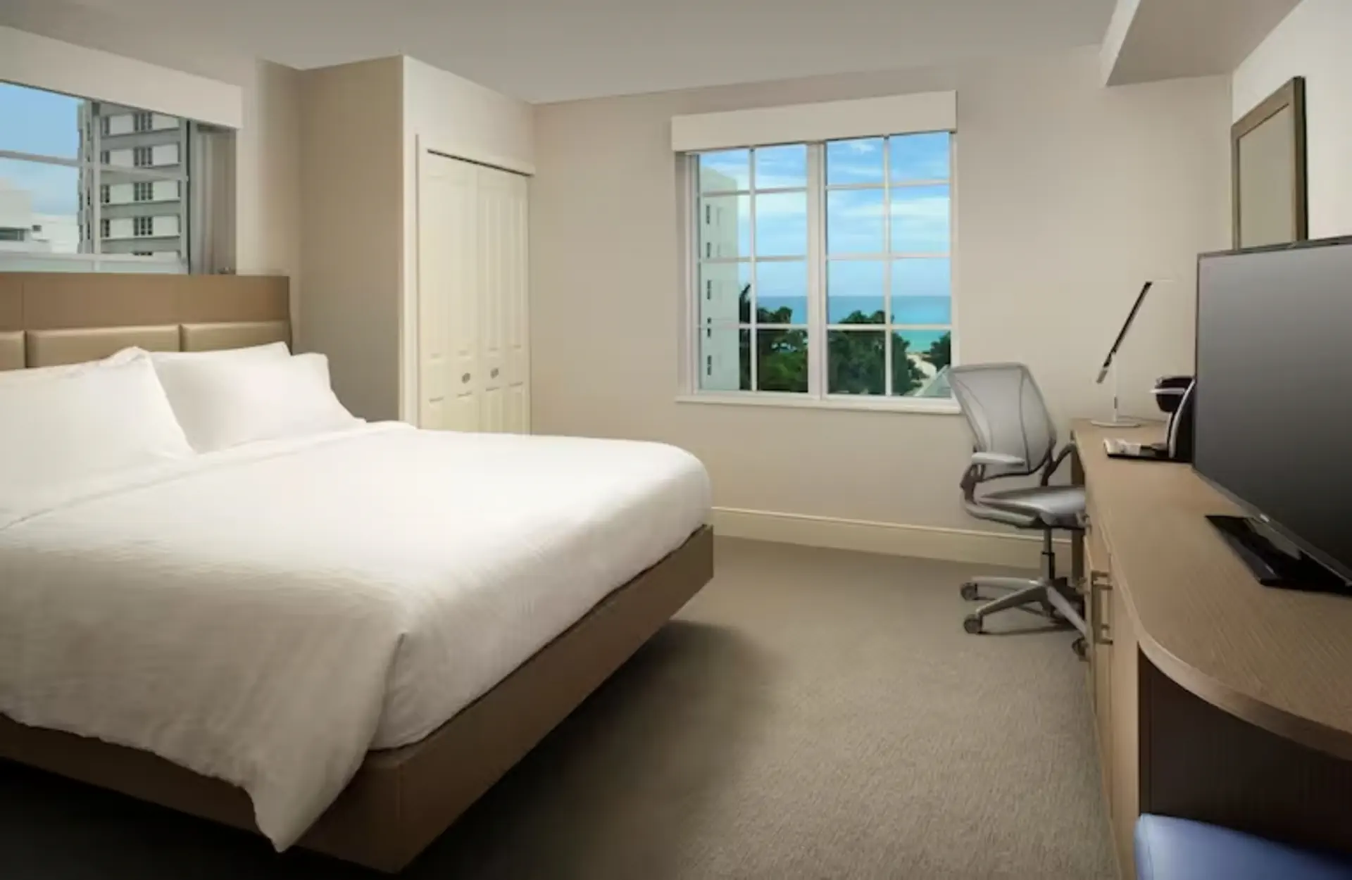 Hilton Garden Inn Miami South Beach - zdjęcie 4