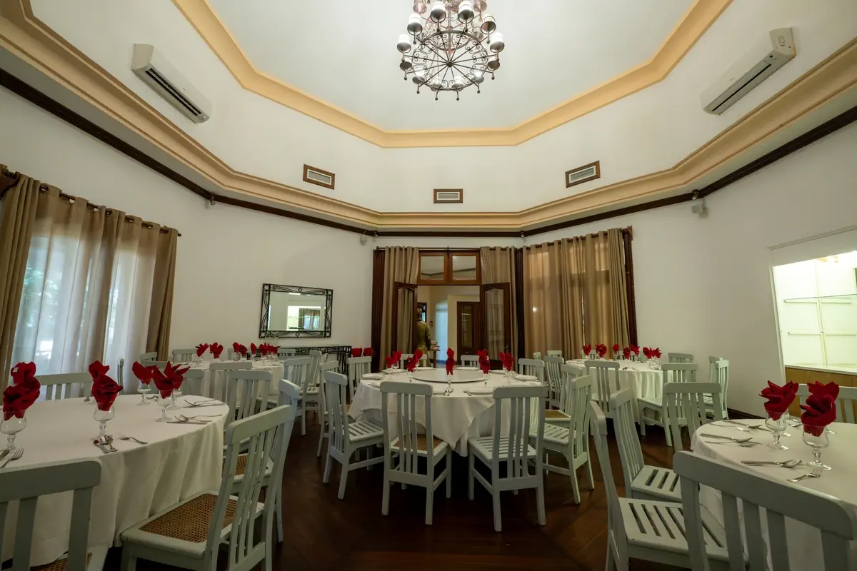 Aanari Hotel & Spa
