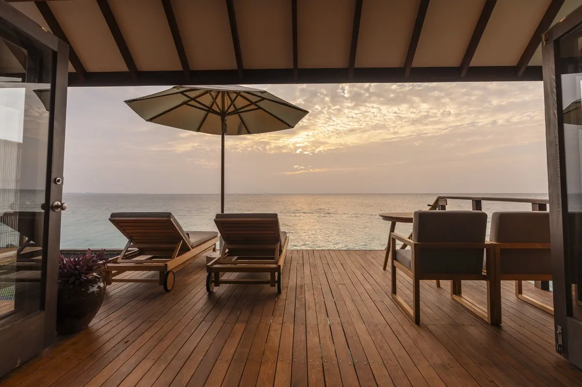Veligandu Island Resort & Spa - zdjęcie 12