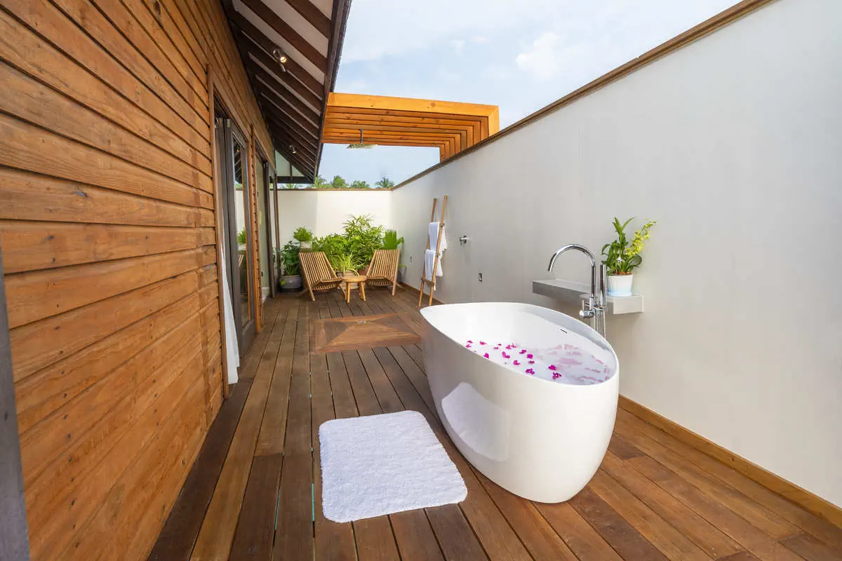 Veligandu Island Resort & Spa - zdjęcie 11