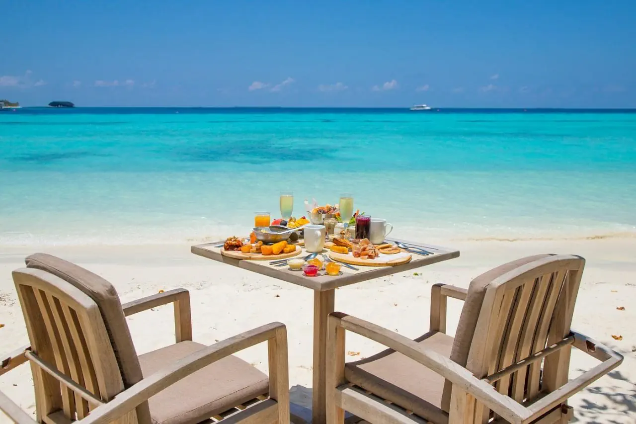 Komandoo Island Resort - zdjęcie 9