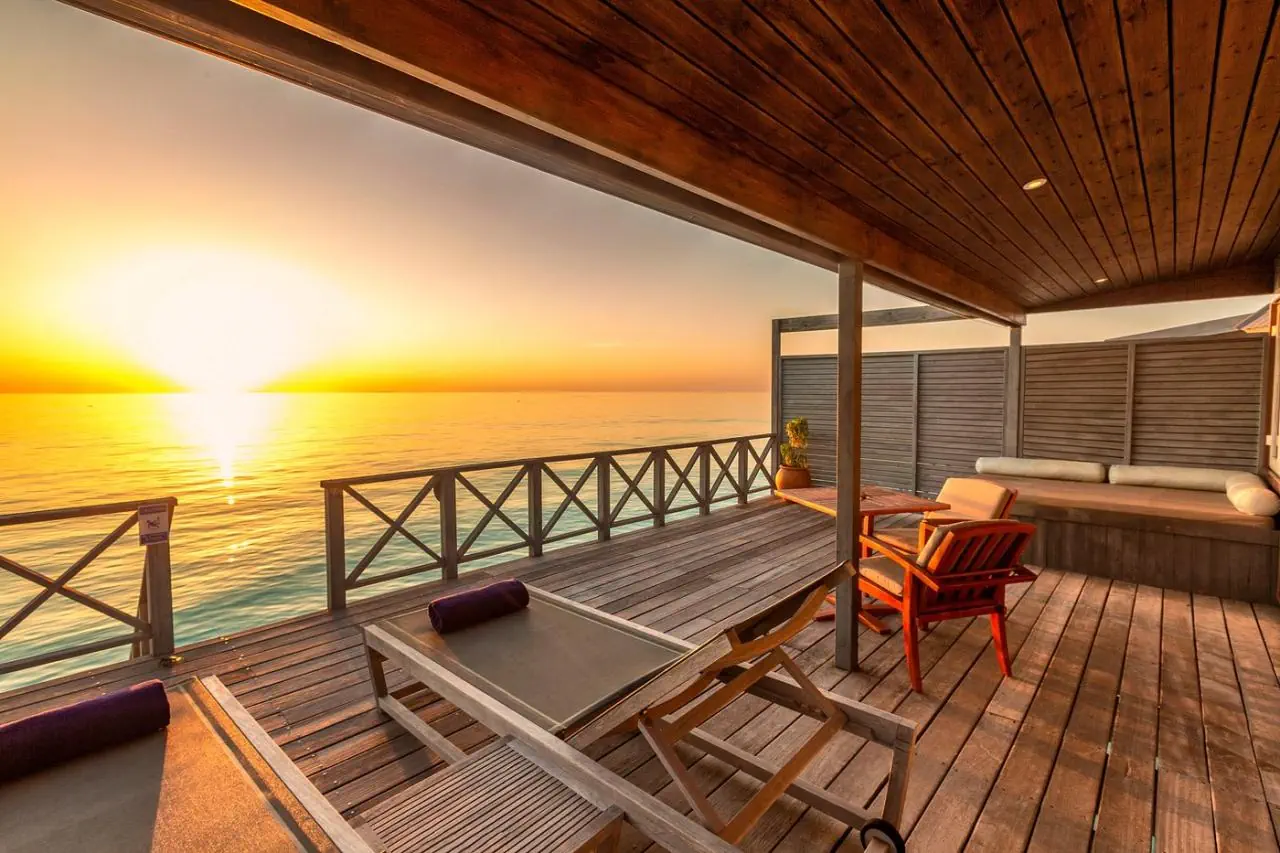 Komandoo Island Resort - zdjęcie 12