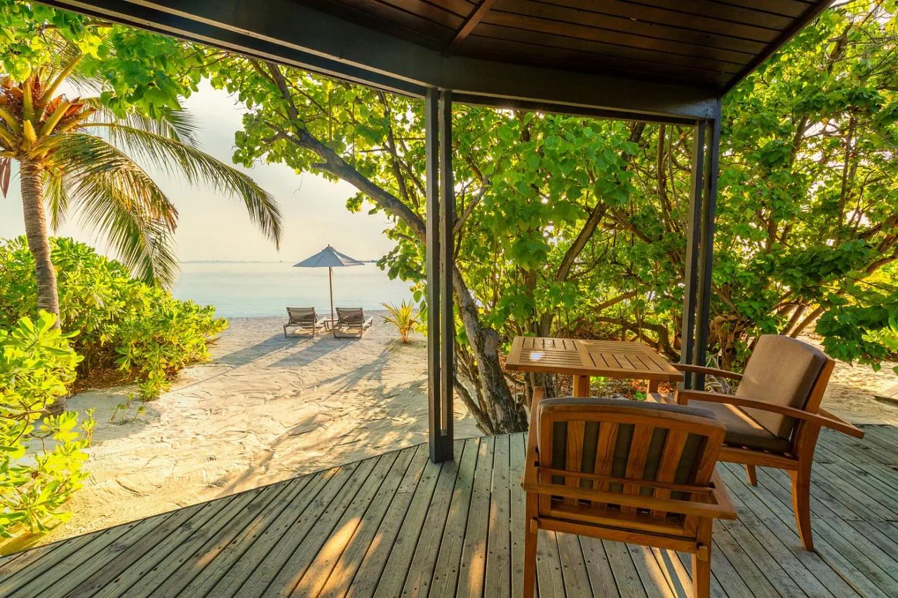 Komandoo Island Resort - zdjęcie 15
