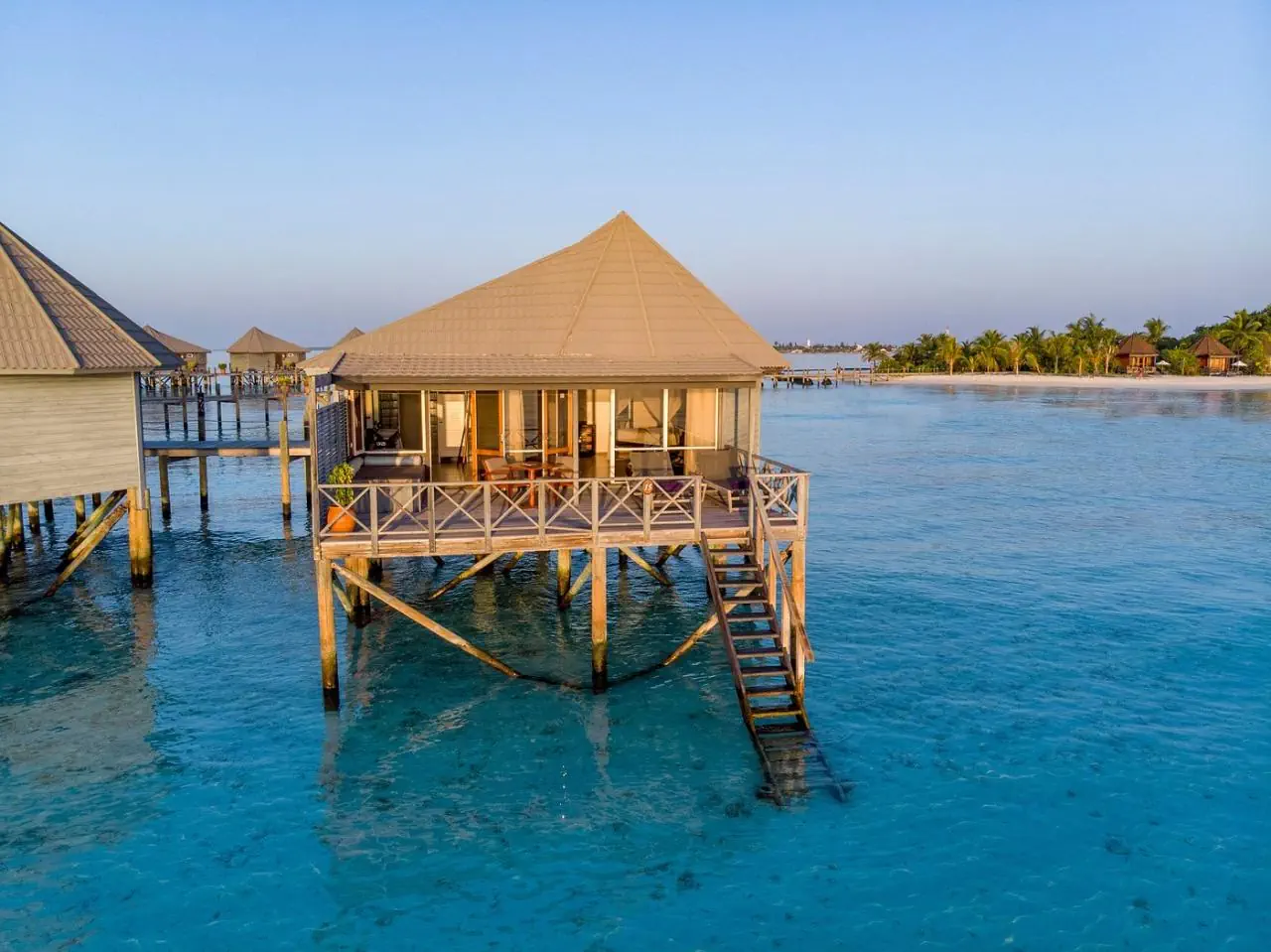 Komandoo Island Resort - zdjęcie 14