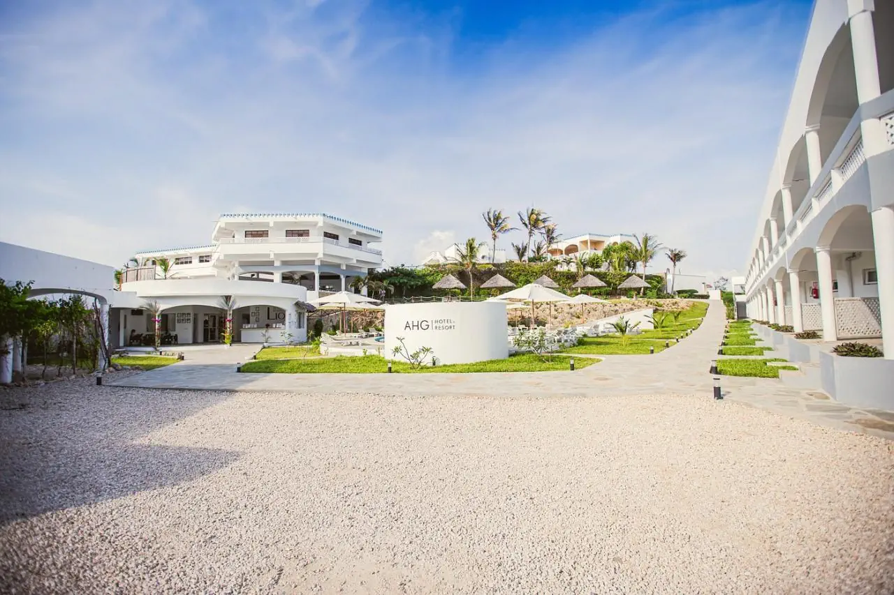 AHG LION BEACH RESORT & SPA