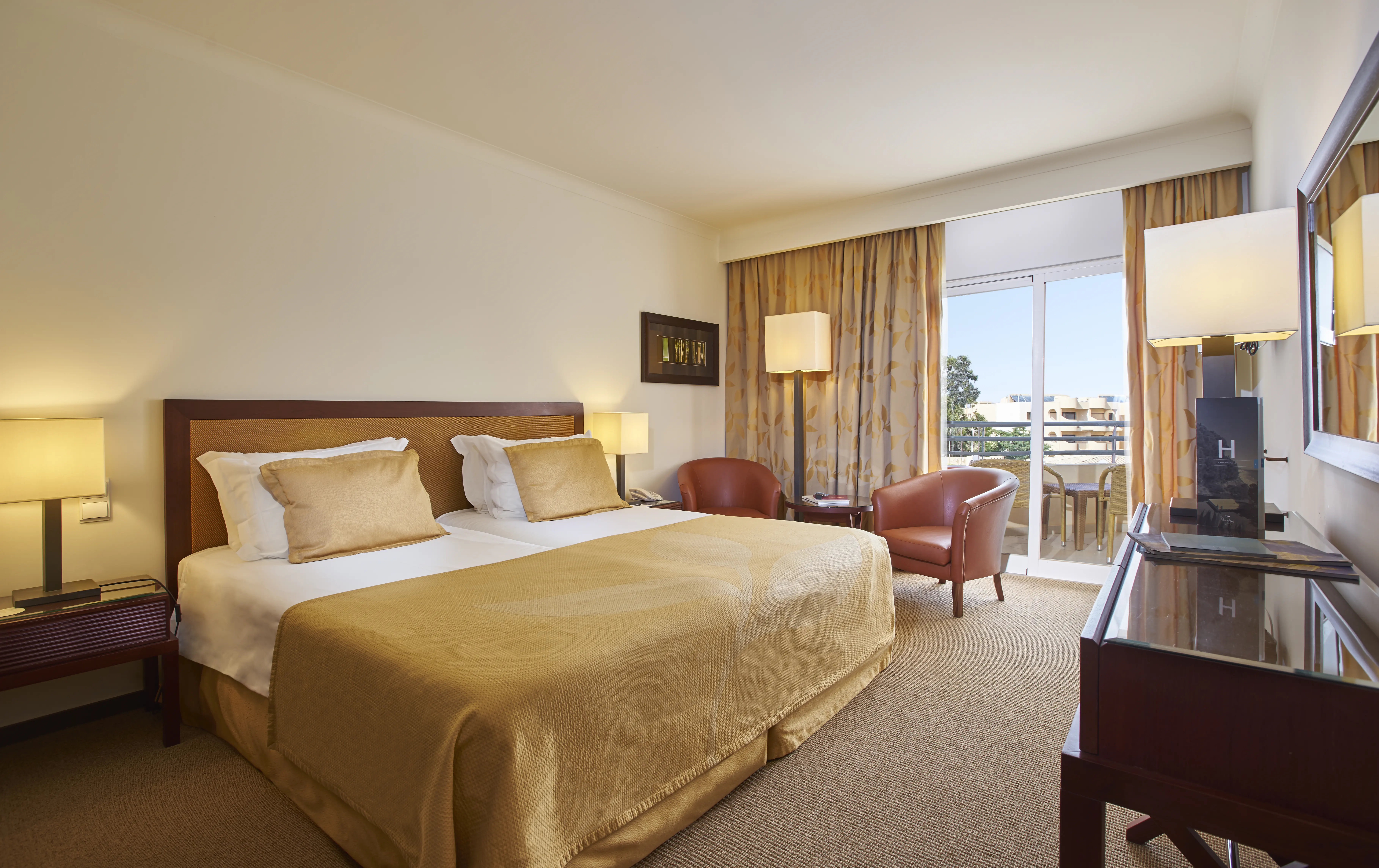 PortoBay Falesia