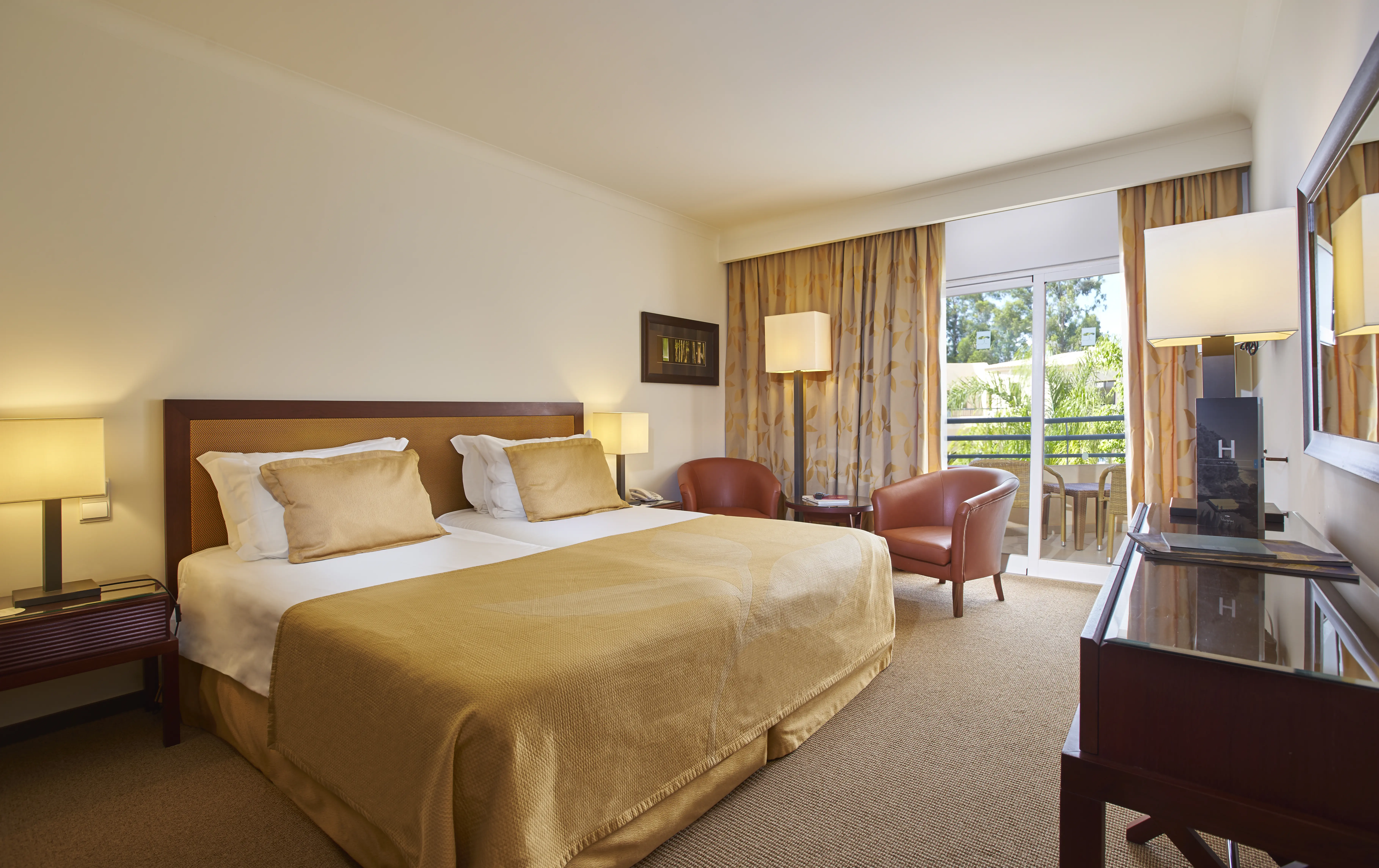 PortoBay Falesia
