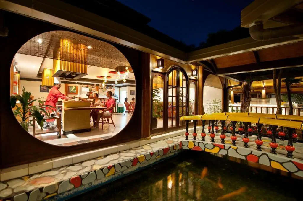 HOTEL VILLA NAUTICA (PARADISE ISLAND)