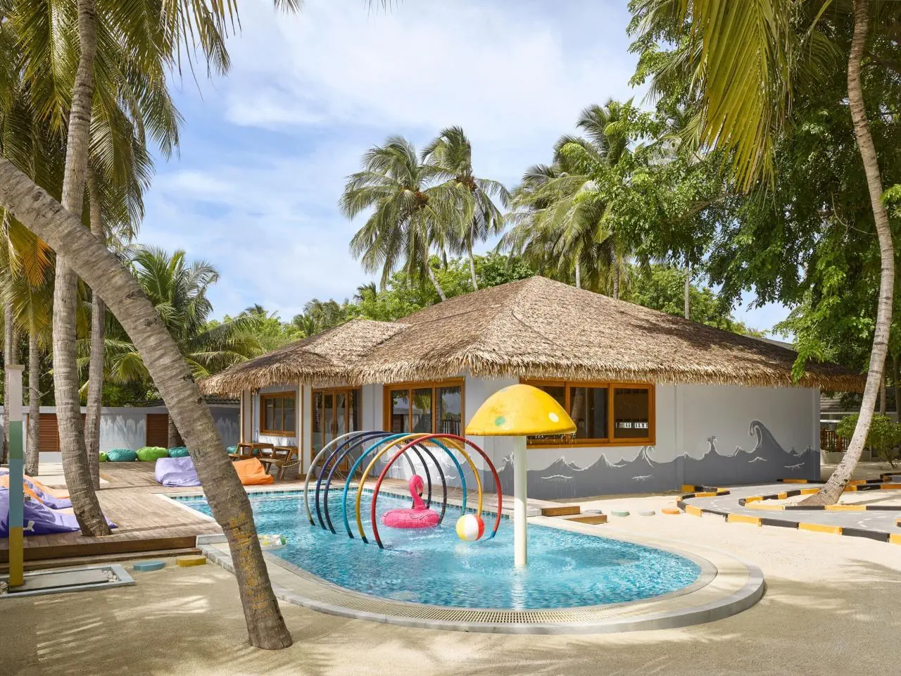 HOTEL VILLA NAUTICA (PARADISE ISLAND)