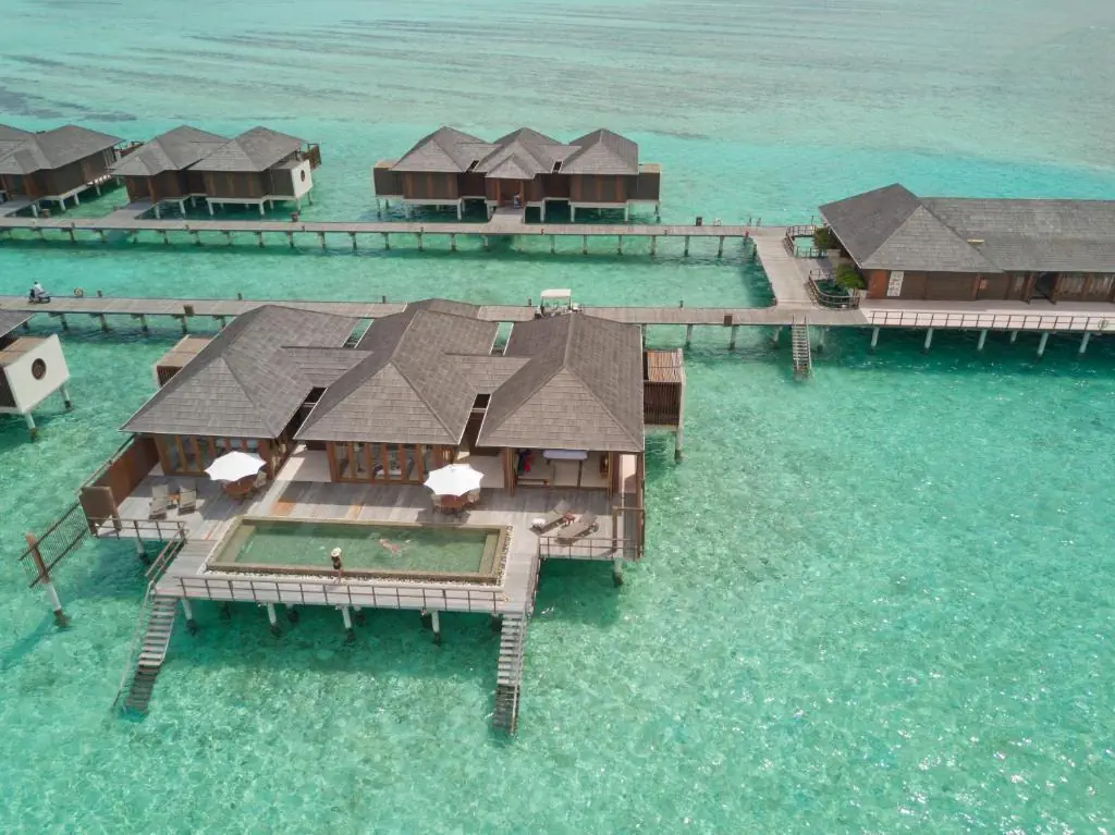 HOTEL VILLA NAUTICA (PARADISE ISLAND)