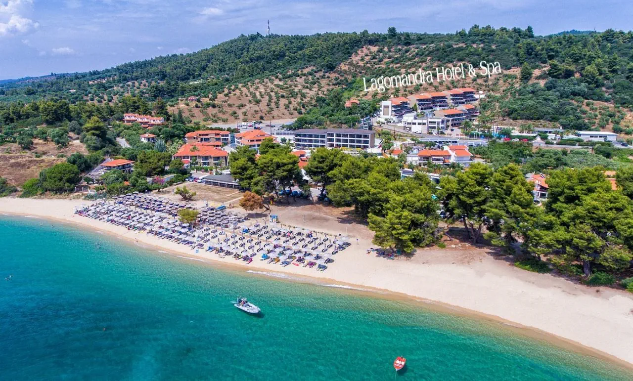 Lagomandra Hotel