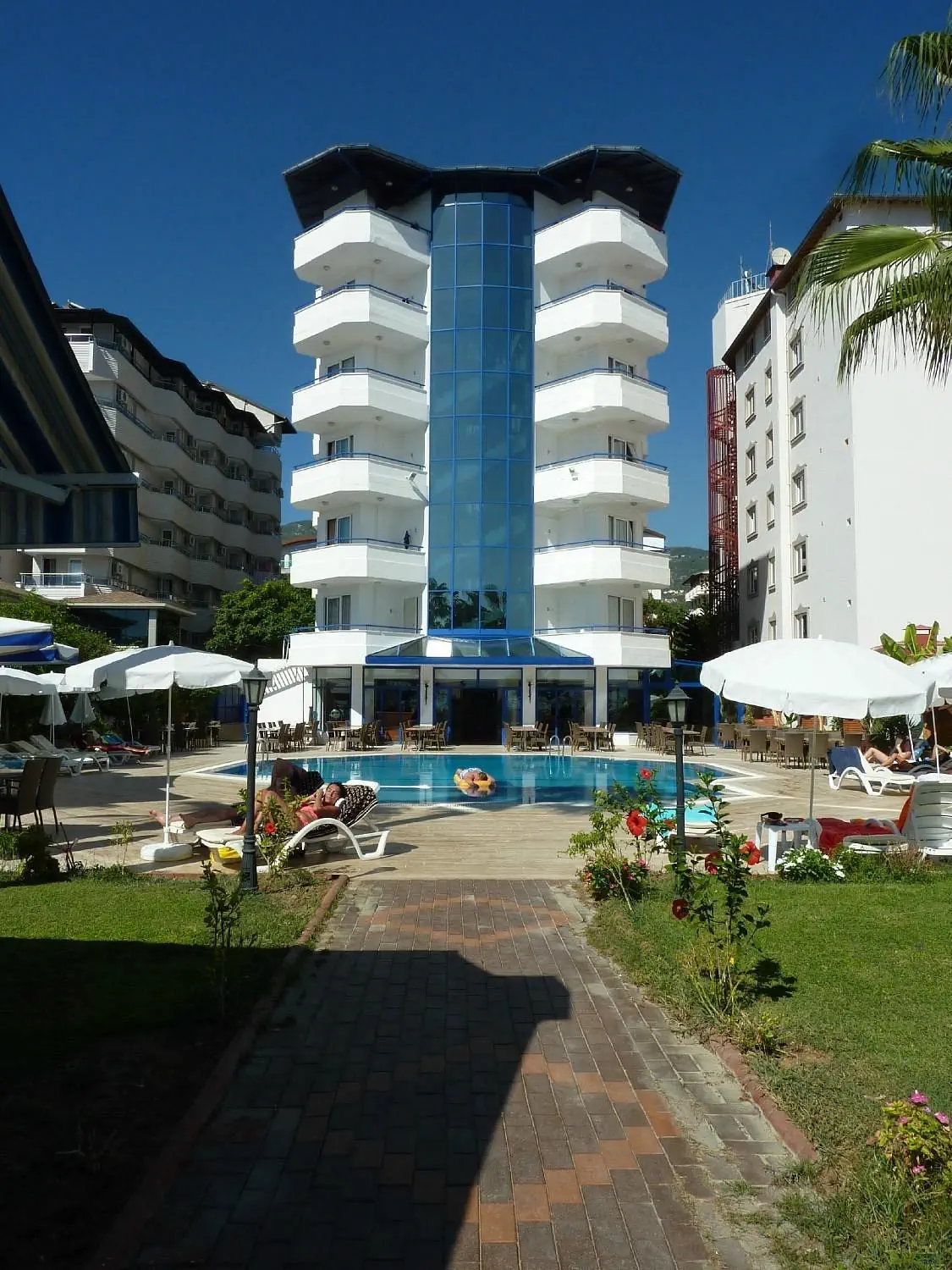 Elysee Beach - zdjęcie 3
