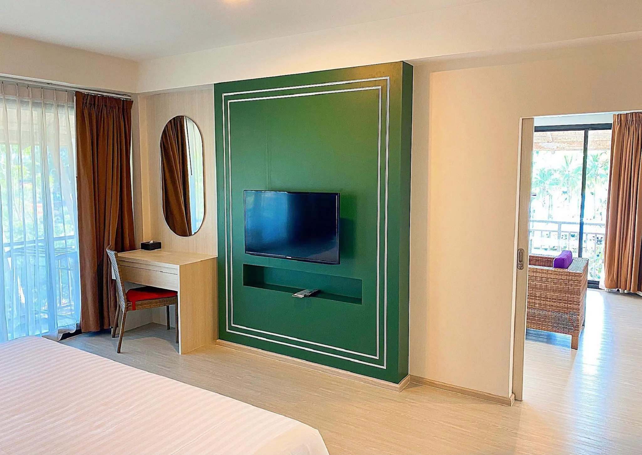 Bangsaen Heritage Hotel