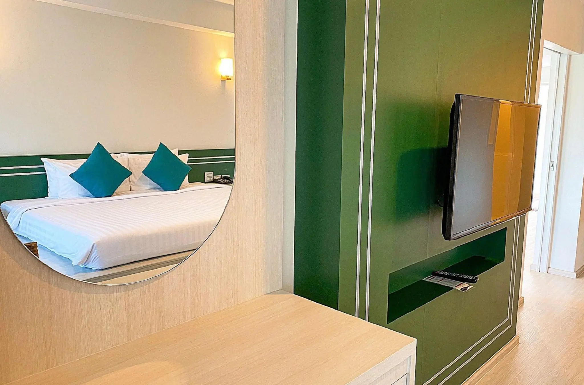 Bangsaen Heritage Hotel