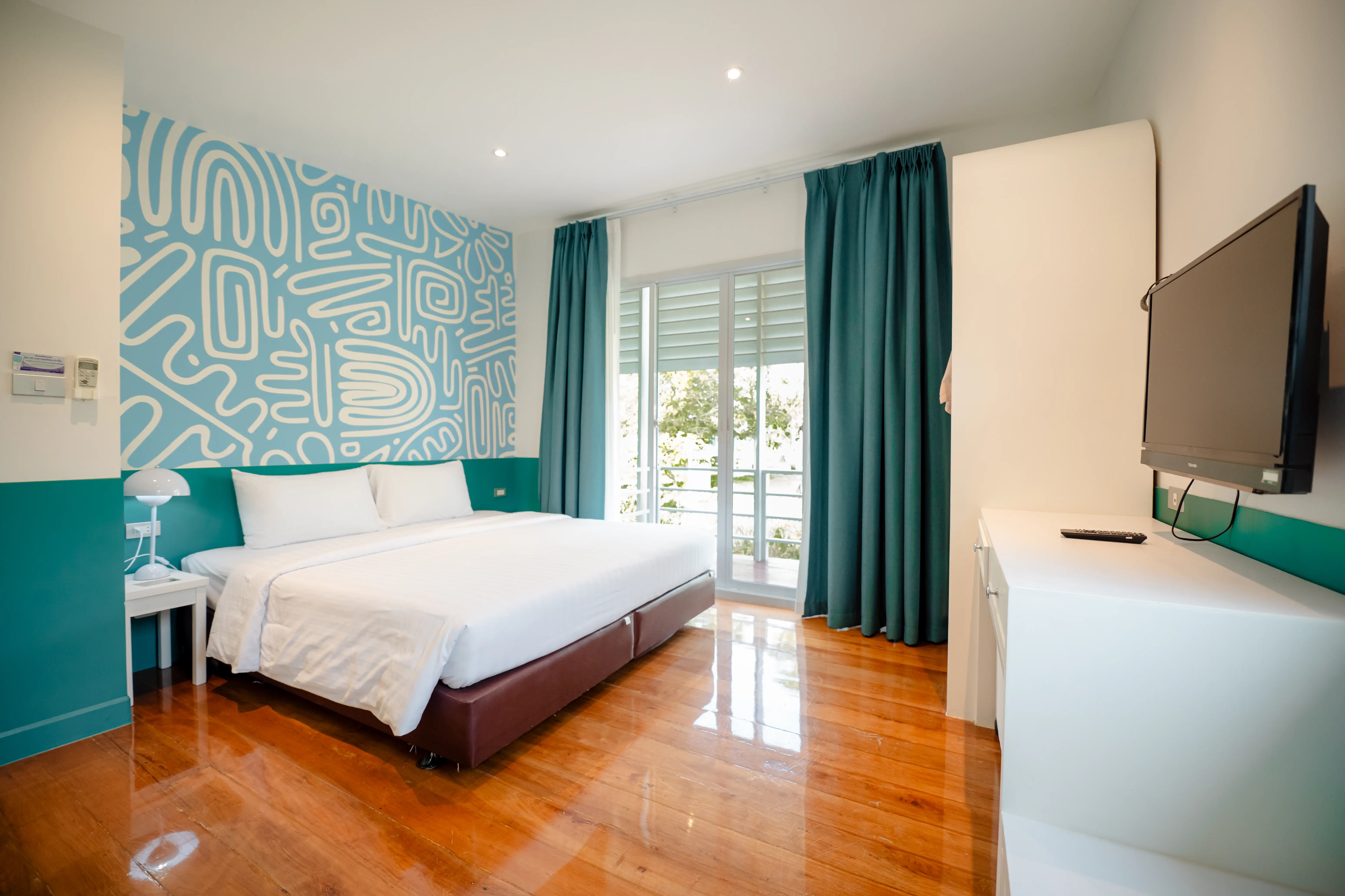 Bangsaen Heritage Hotel