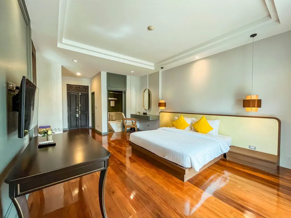 Bangsaen Heritage Hotel