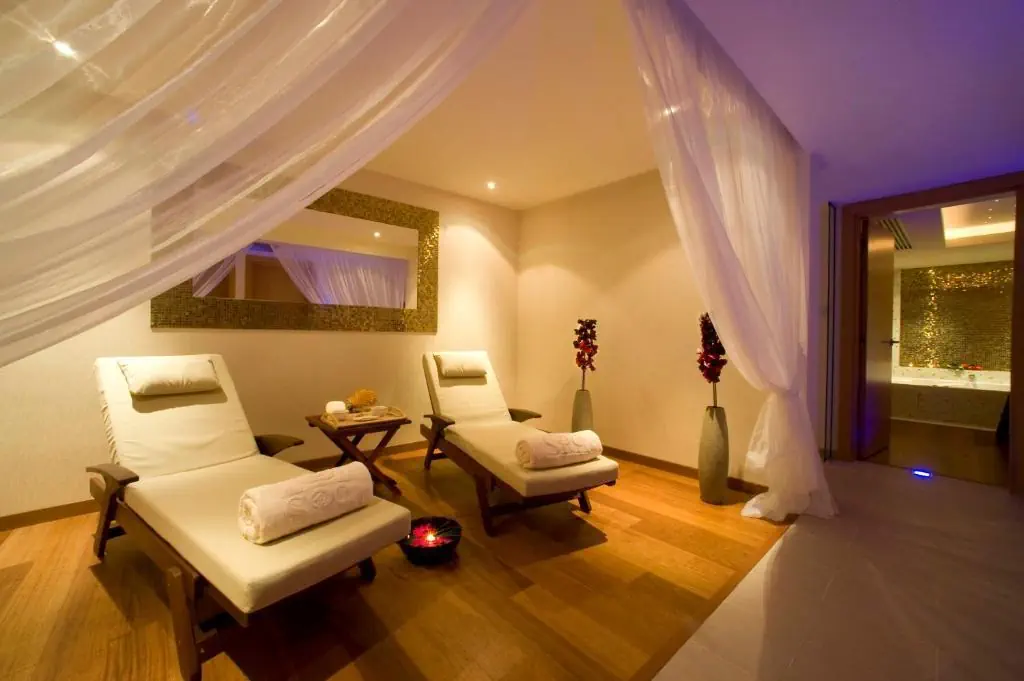 Constantinou Bros Asimina Suites (ex. Paphian Bay) - zdjęcie 29