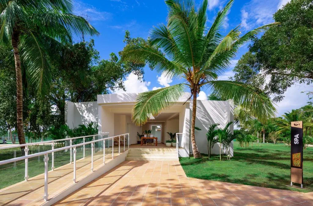 Grand Sirenis Punta Cana Resort - zdjęcie 17