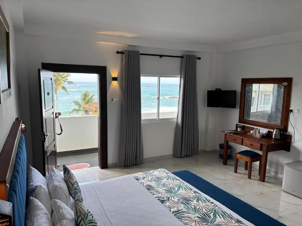 ROCK FORT HOTEL