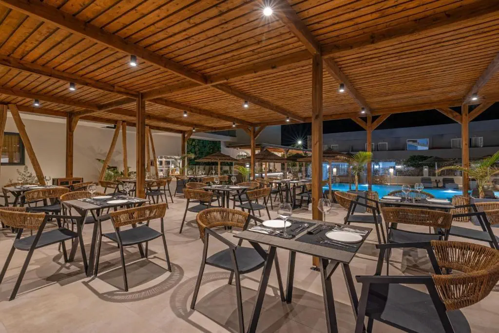 HOTEL Cabana White Boutique Hotel