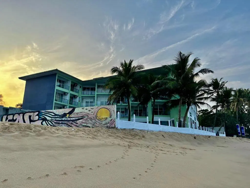 Hikkaduwa Beach - zdjęcie 3