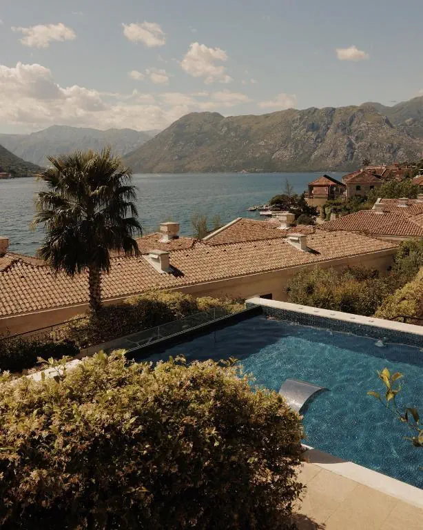 Huma Kotor Bay - zdjęcie 17