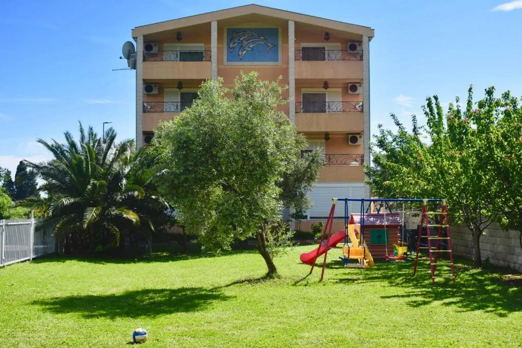 VILLA DOLPHIN