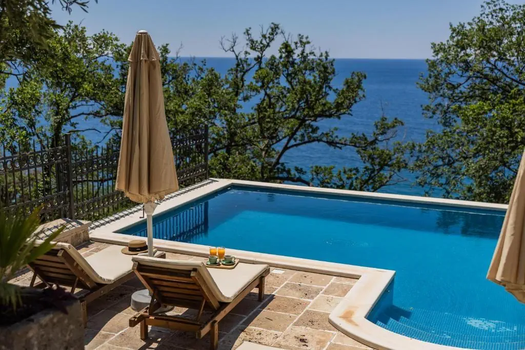 PIETRA MARE